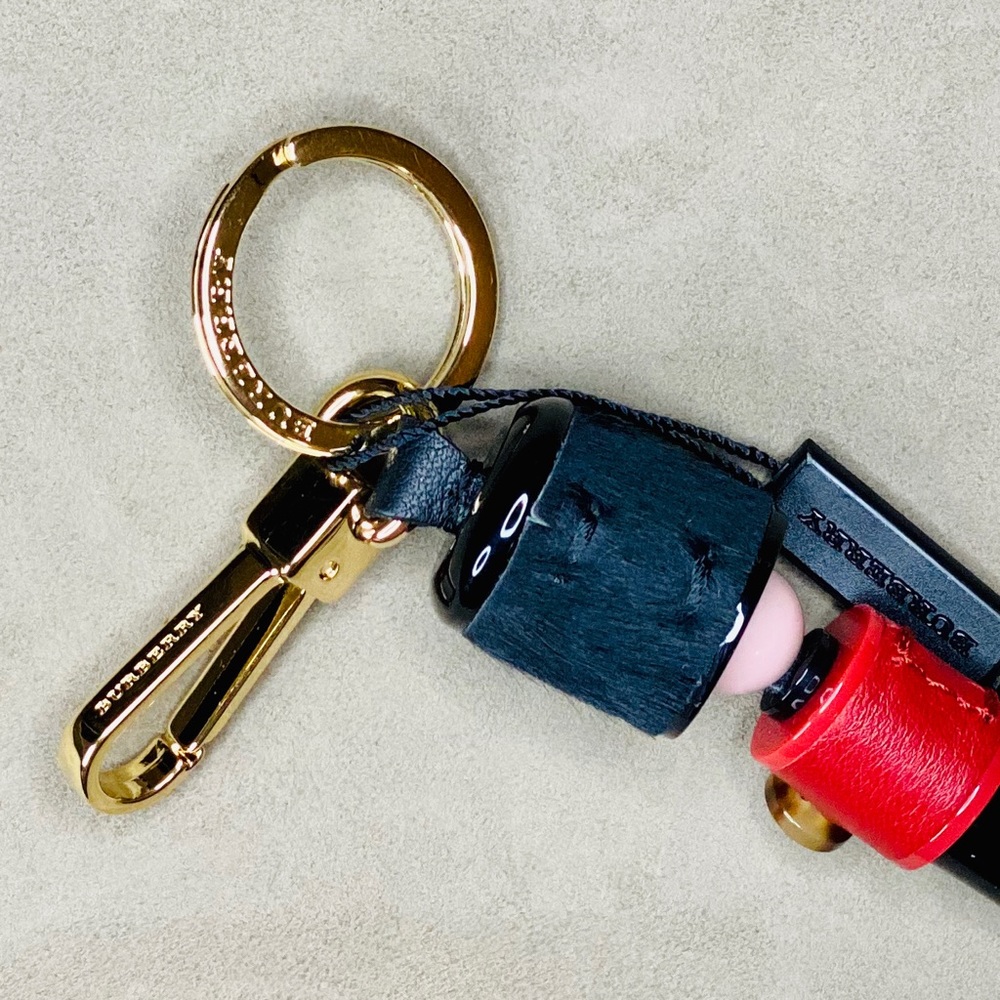 Burberry Keychain - Picture 3 of 4